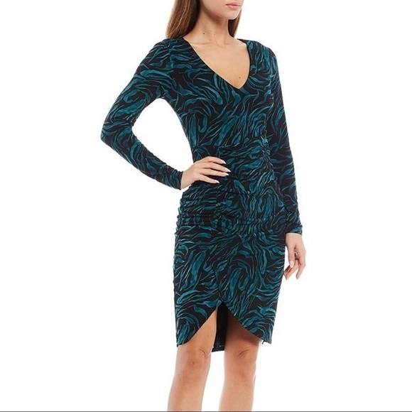 NEW Guess Animal Print Jersey Long Sleeve Knee Length Dress Black Teal - Picture 1 of 4